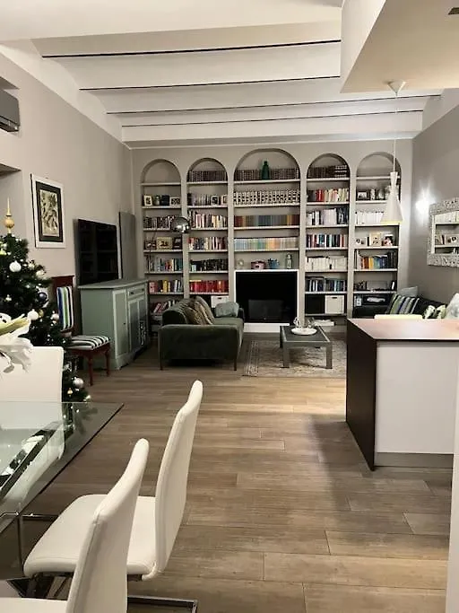 Apartment Nel Cuore Di Bologna